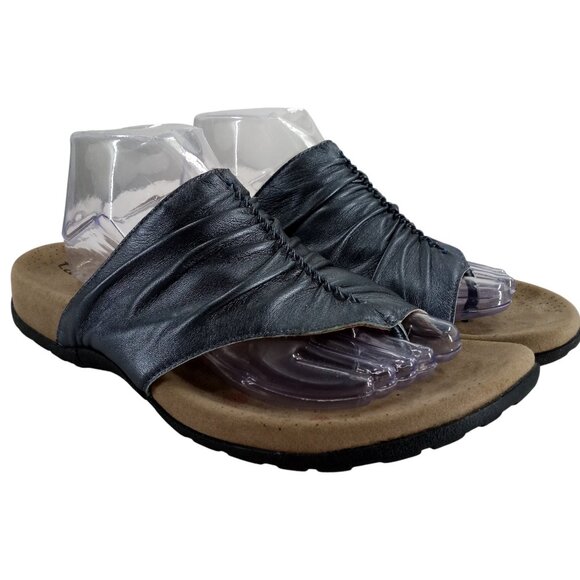 Taos Gift 2 Silver Leather Slide Thong Sandals Size 11 Comfort Pewter Metallic - Picture 1 of 13